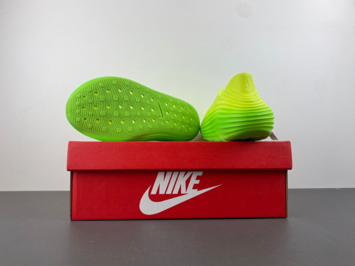 Nike ReactX Rejuven8 HV5060-300