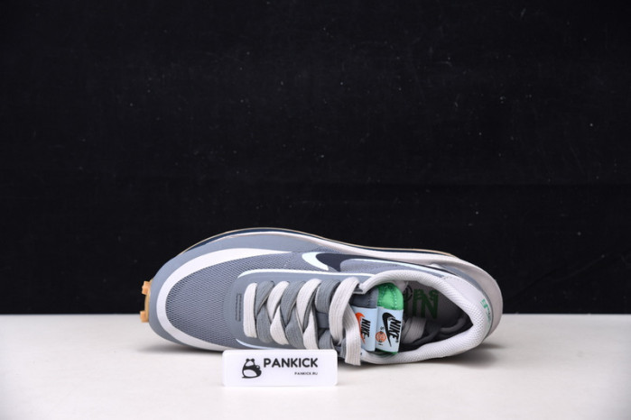 LDWAFFLE X SACAI X CLOT 