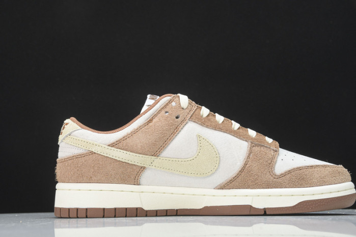 Nike Dunk Low ‘Medium Curry’  DD1390-100