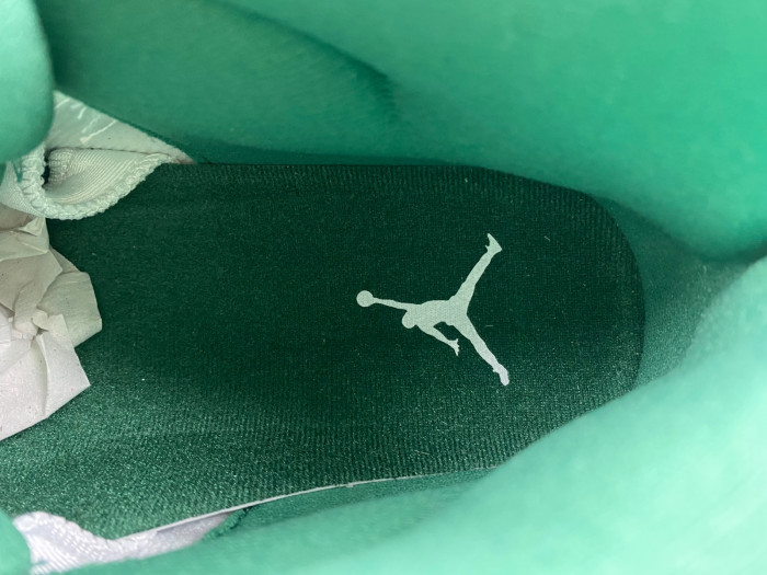 Air Jordan 11  CT8012-113