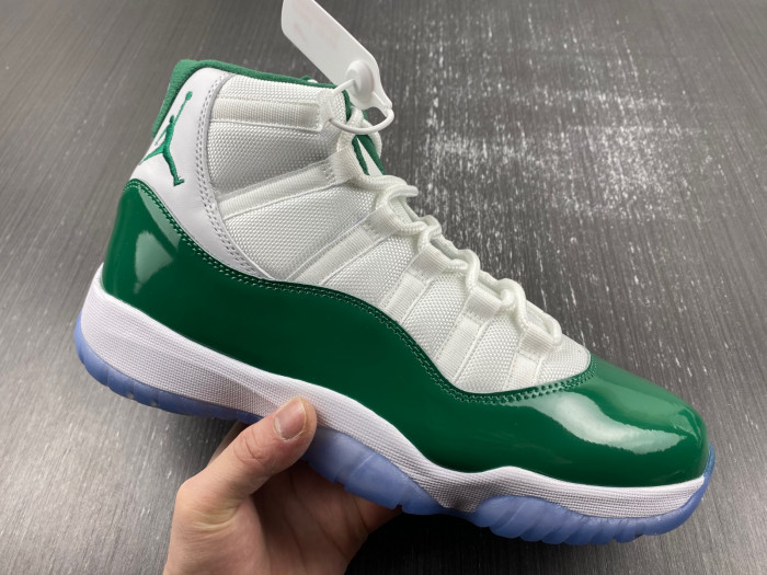 Air Jordan 11  CT8012-113