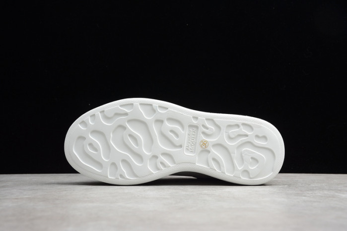Alexander McQueen sneaker