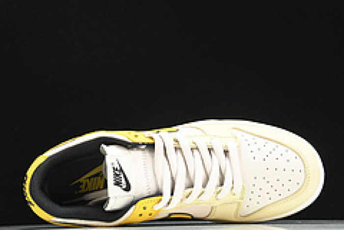 Nike SB Dunk Low Kobe Gold Yellow Black White LF2428-004