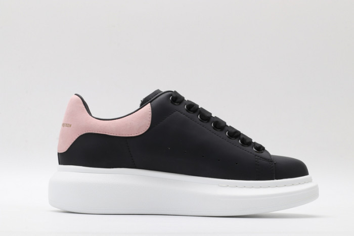 Alexander McQueen sneaker