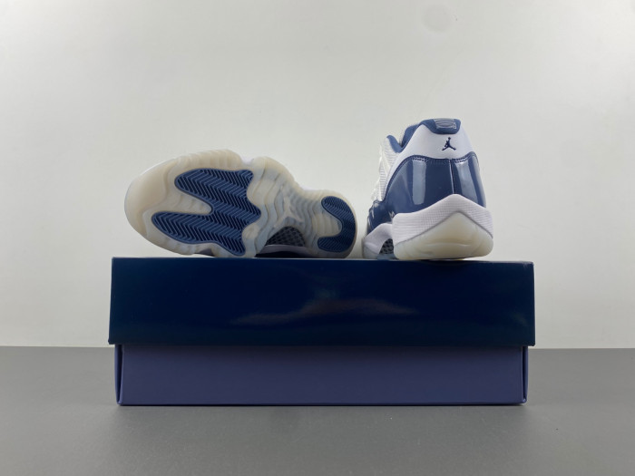 Air Jordan 11 FV5104-104