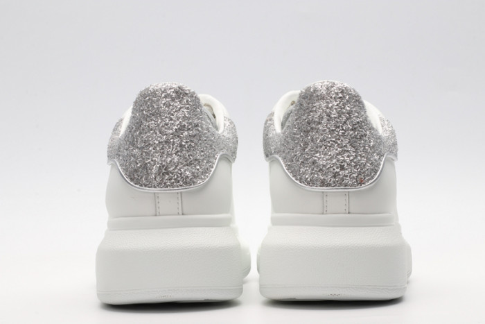 Alexander McQueen sneaker