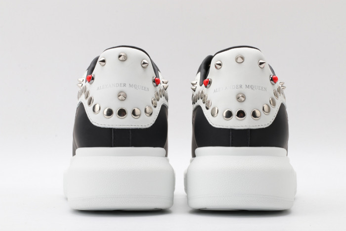 Alexander McQueen sneaker