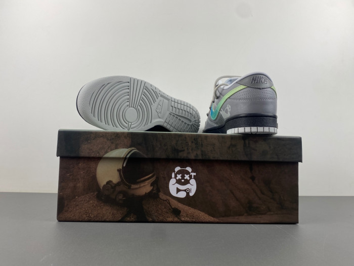 Nike Dunk LOW   DV0831-101