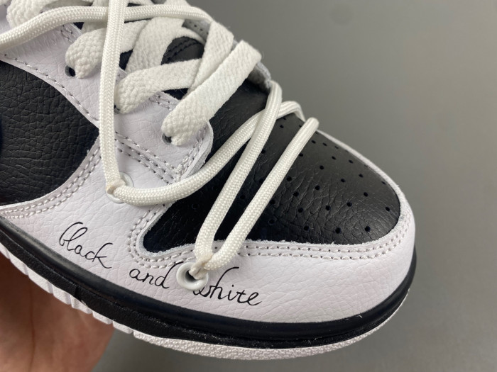 Nike Dunk Low “Reverse Panda  FD9064-011