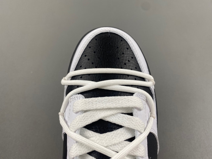 Nike Dunk Low “Reverse Panda  FD9064-011