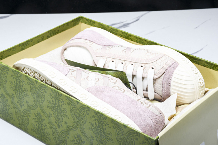 G*u*i sneaker
