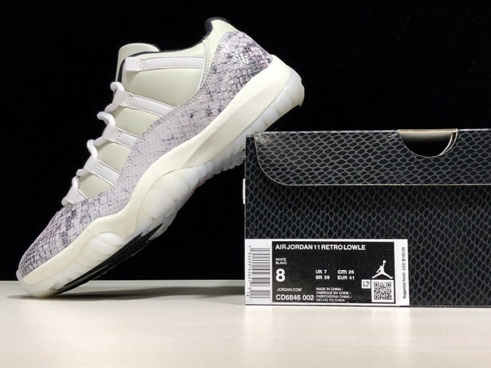 Jordan 11 Retro Low Snake Light Bone-CD6846-002