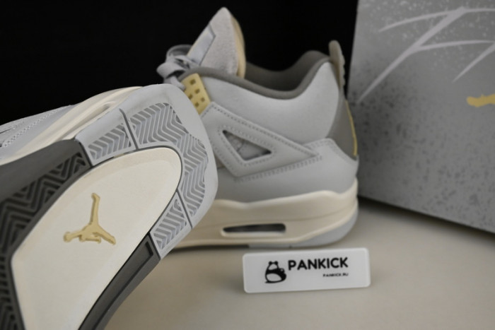 Jordan 4 Retro SE Craft Photon Dust - DV3742-021