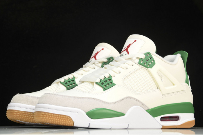 Jordan 4 Retro SB Pine Green - DR5415-103