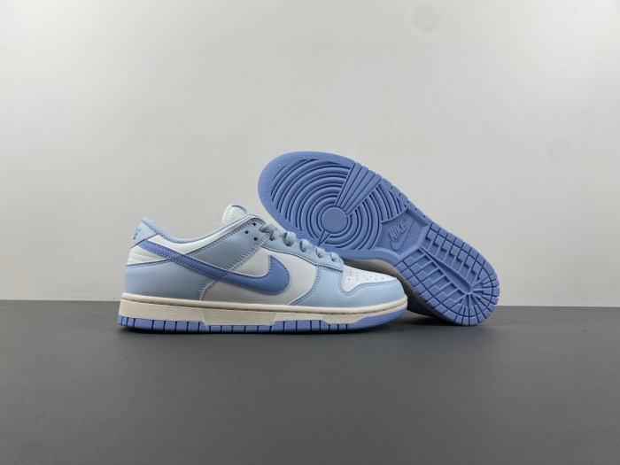 WMNS DUNK LOW NEXT NATURE 