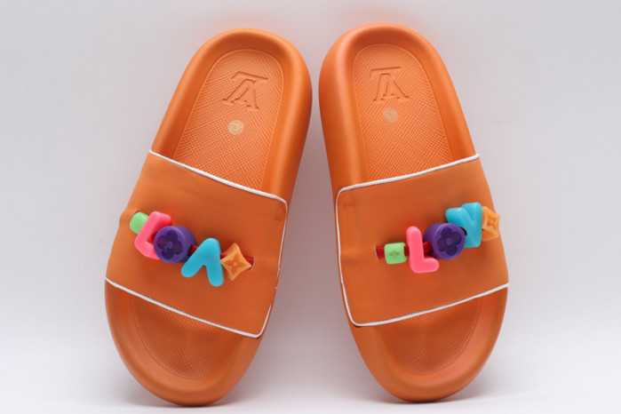 L&V SLIPPERS