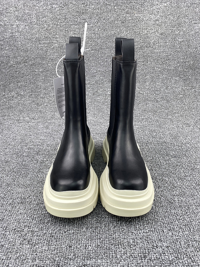 b0tte*a Ven*ta sneaker