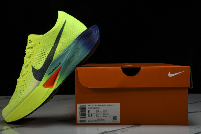 Nk ZoomX Vaporfly NEXT% 3  DV4129-700