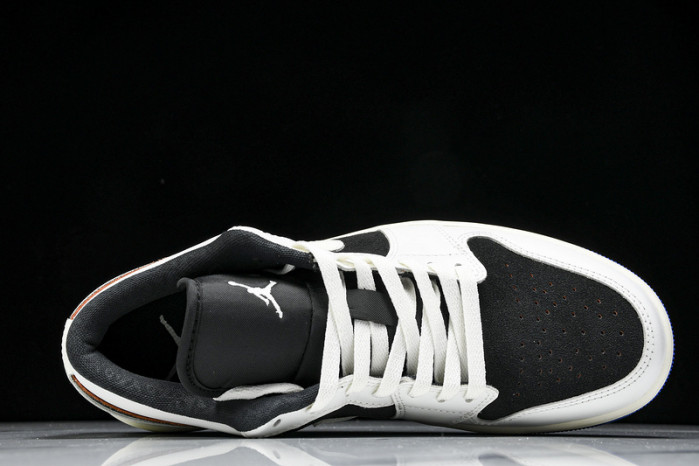 Air Jordan 1 Low  HQ0764-001