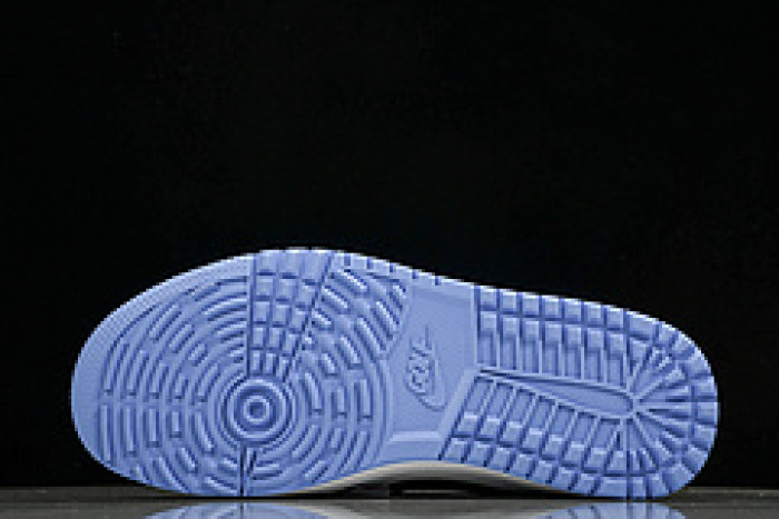 Air Jordan 1 Mule  FJ1214-400