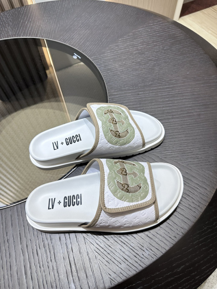 G DESIGNER SLIPPERS