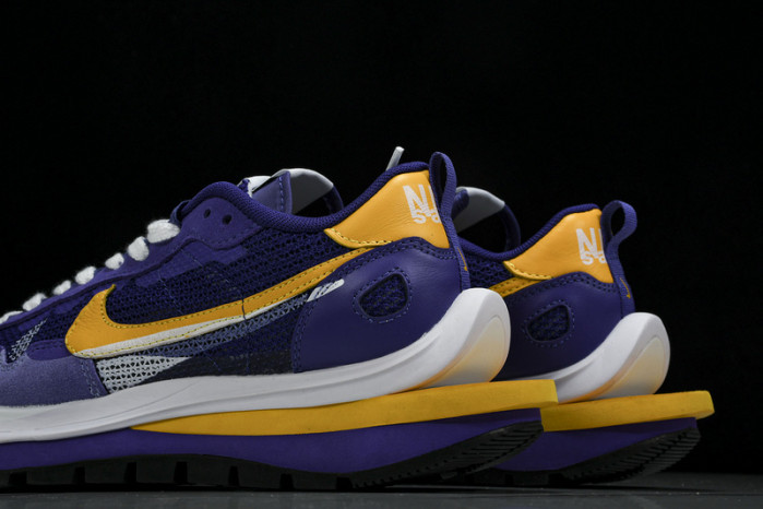 Sacai x Nk VaporWaffle 3.0 CV1363-103