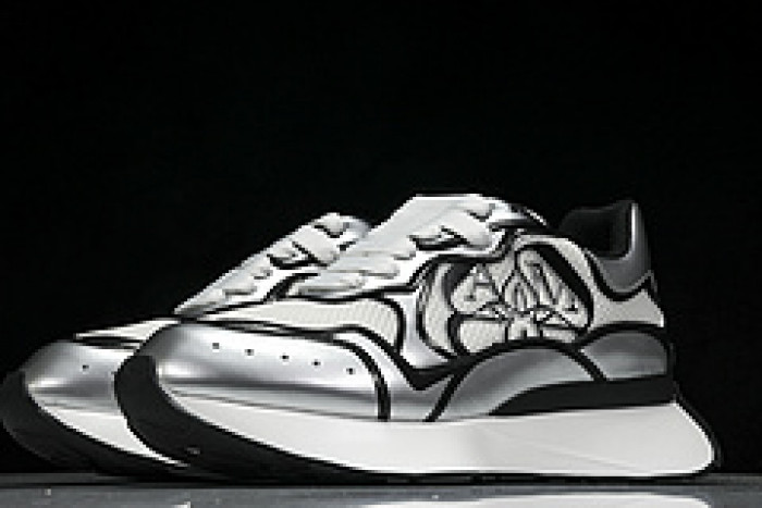 Alexander McQueen sneaker