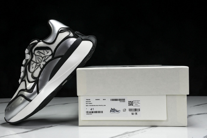 Alexander McQueen sneaker