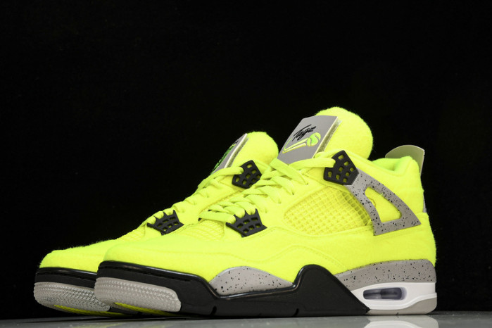 AIR JORDAN 4 RETRO SP DV6773-700