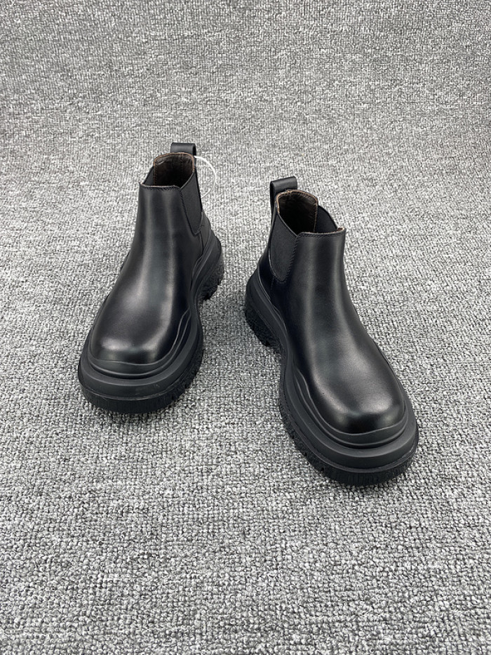 bo*te*ga Ve*ne*ta sneaker