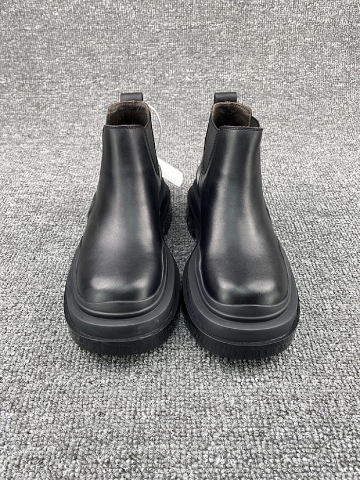 bo*te*ga Ve*ne*ta sneaker