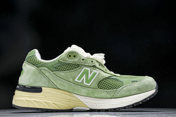New Balance  U993GW