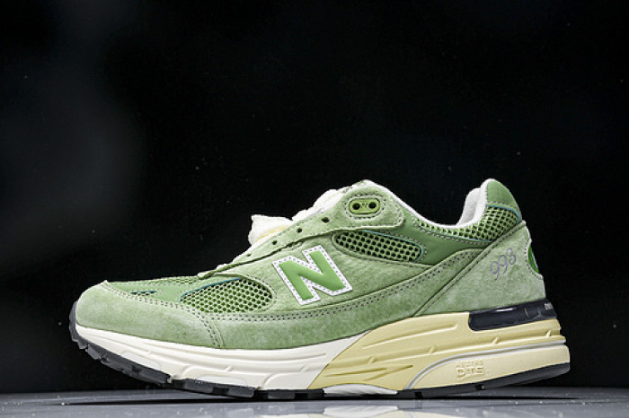 New Balance  U993GW