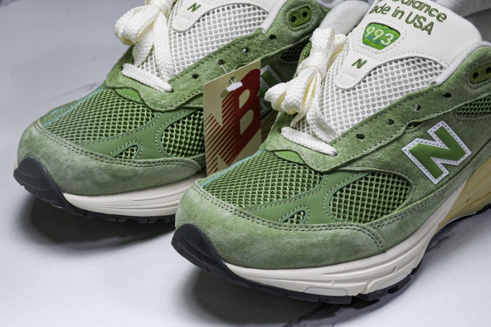 New Balance  U993GW