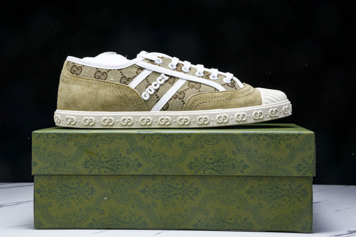 G*u*i sneaker