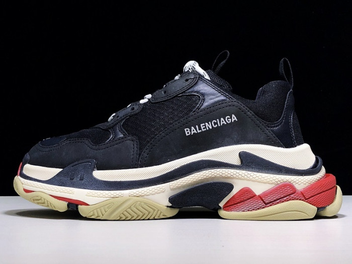 BLEN Triple S Black White Red 483513-W06E1-1000