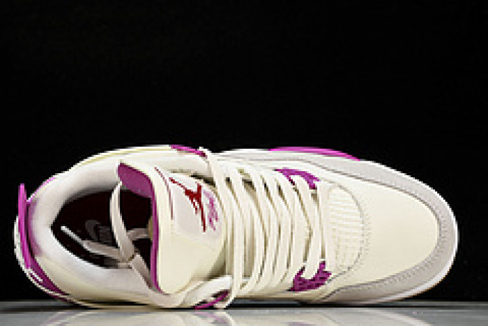 Nike SB x Air Jordan 4 Pink