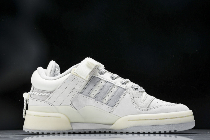 Bad Bunny Forum Low   HQ2153