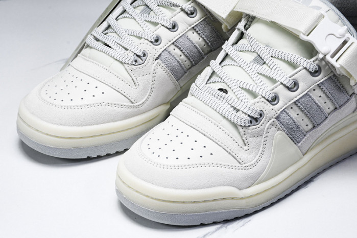 Bad Bunny Forum Low   HQ2153