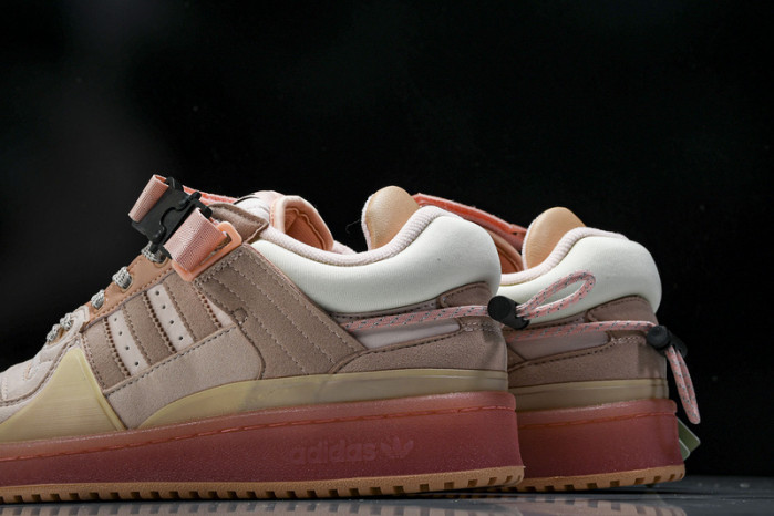 Bad Bunny Forum Low   GW0265