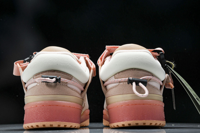 Bad Bunny Forum Low   GW0265