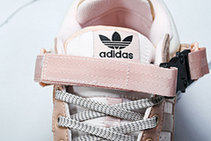 Bad Bunny Forum Low   GW0265