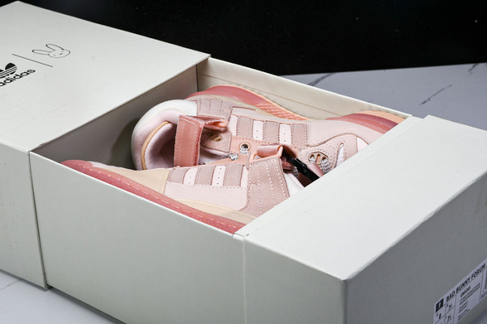 Bad Bunny Forum Low   GW0265