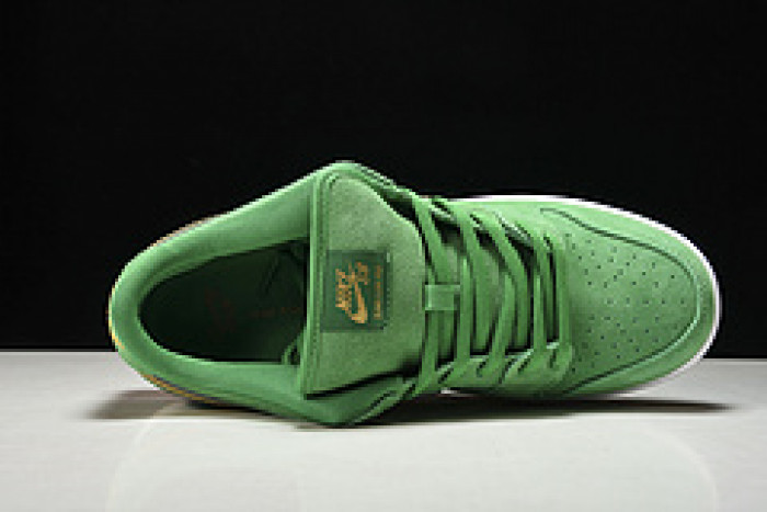 Dunk Low St. Patrick
