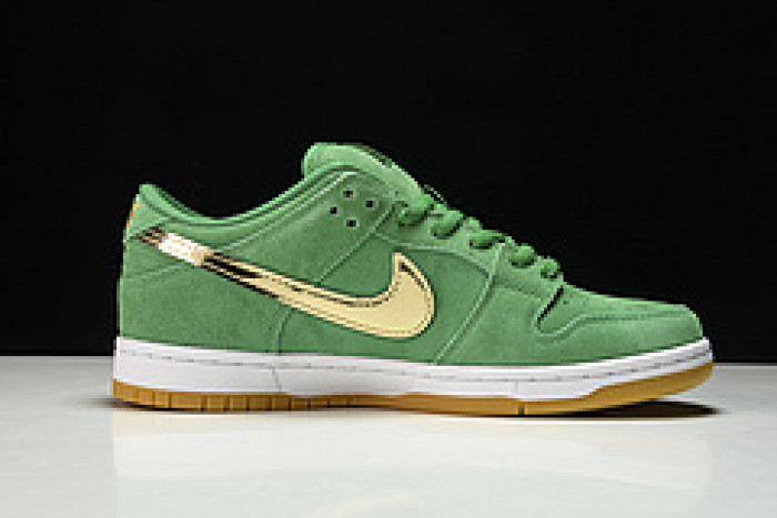 Dunk Low St. Patrick
