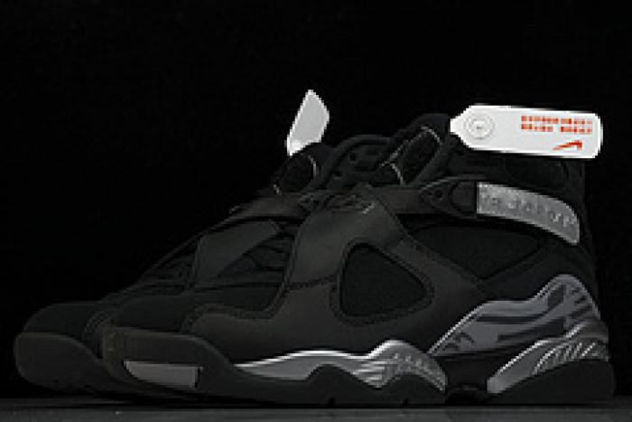 AIR JORDAN 8 RETRO  Winterized “Gunsmoke” 305381-025