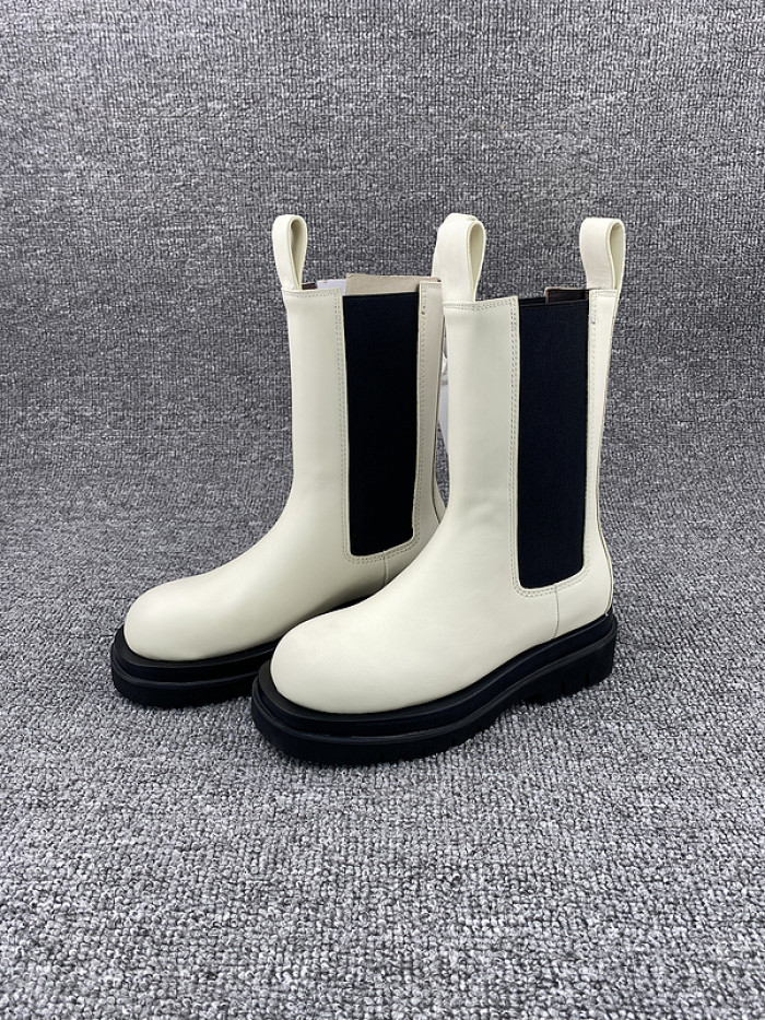 b0tte*a Ven*ta sneaker