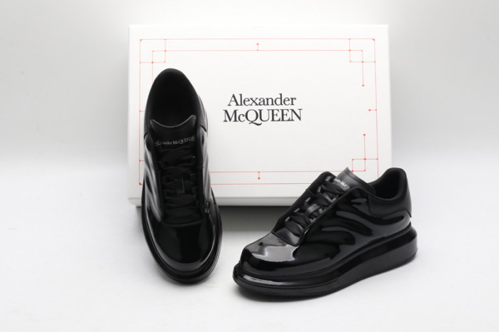 Alexander McQueen sneaker