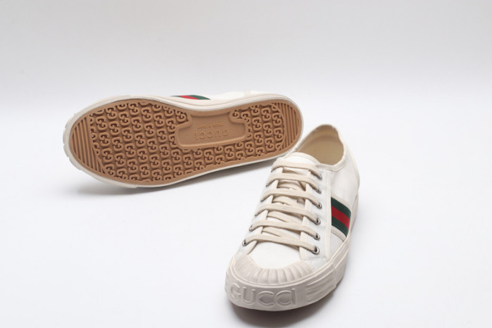 G*u*i sneaker