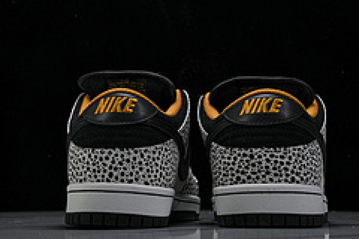 Nike SB Dunk Low Safari “Olympics  FZ1233-002